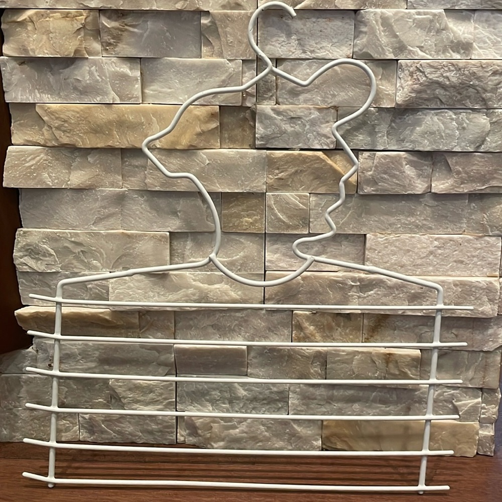 Space Saving closet hanger